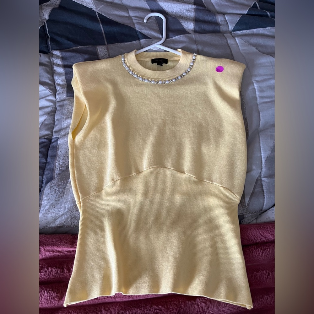 Elegant Yellow Sleeveless Top